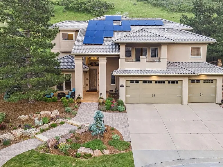 Standard luxury home